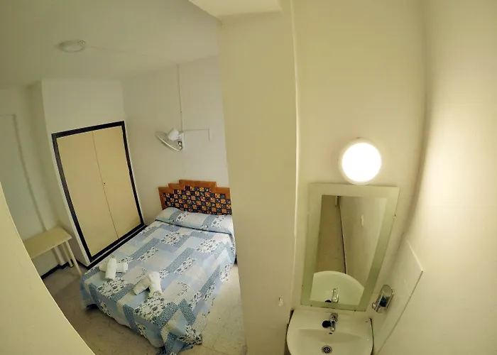 Πανσιόν Euro Holitel 3*