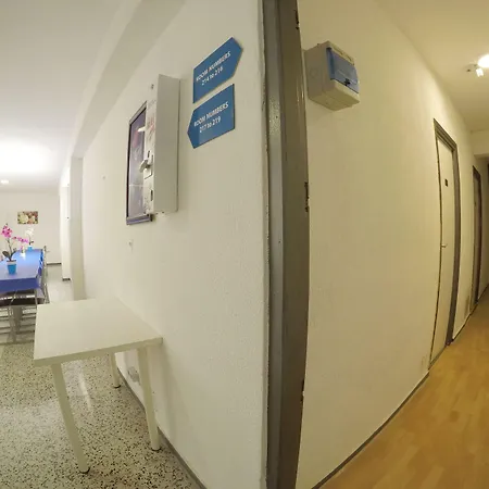 Euro Holitel ゲストハウス フエンヒロラ