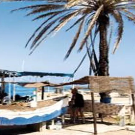 Euro Holitel בית הארחה 3*